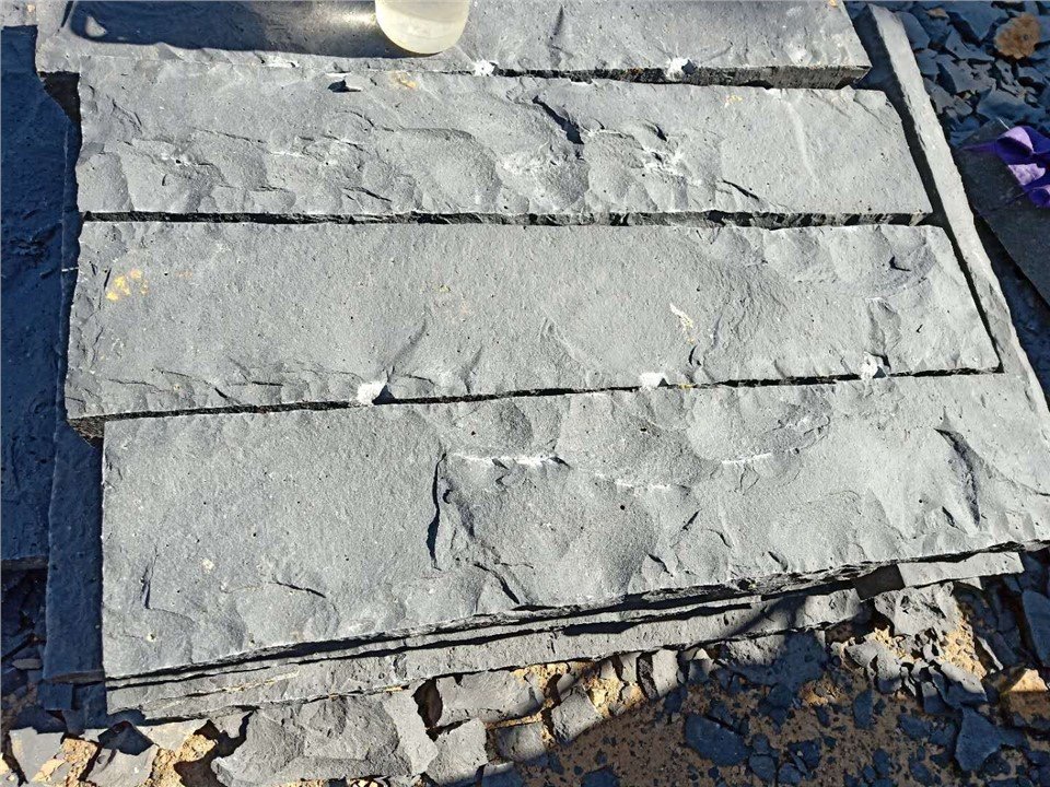 Parima hinnaga hallid basalt looduslikud äärekivid